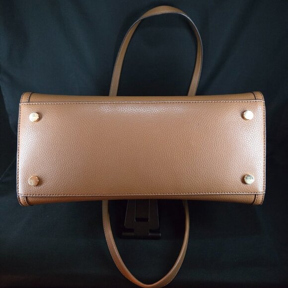 Michael Kors Chantal Tote Camel Pebbled Leather Gold Hardware Classic Luxury Bag - Picture 8 of 12